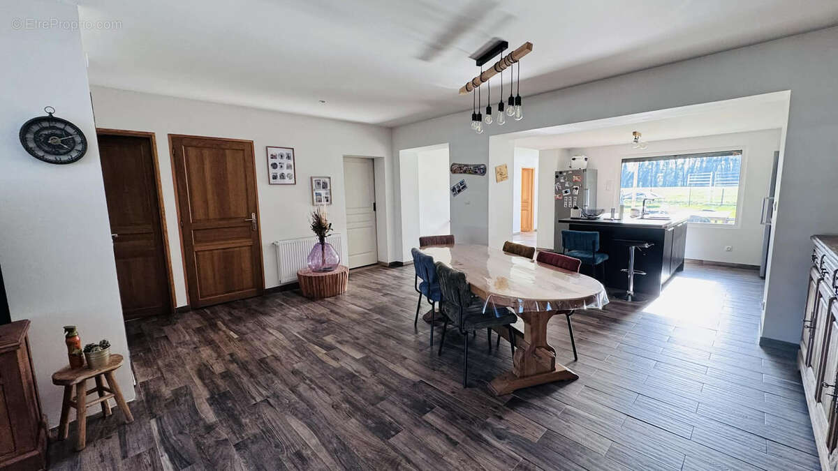 Maison à REBREUVE-RANCHICOURT