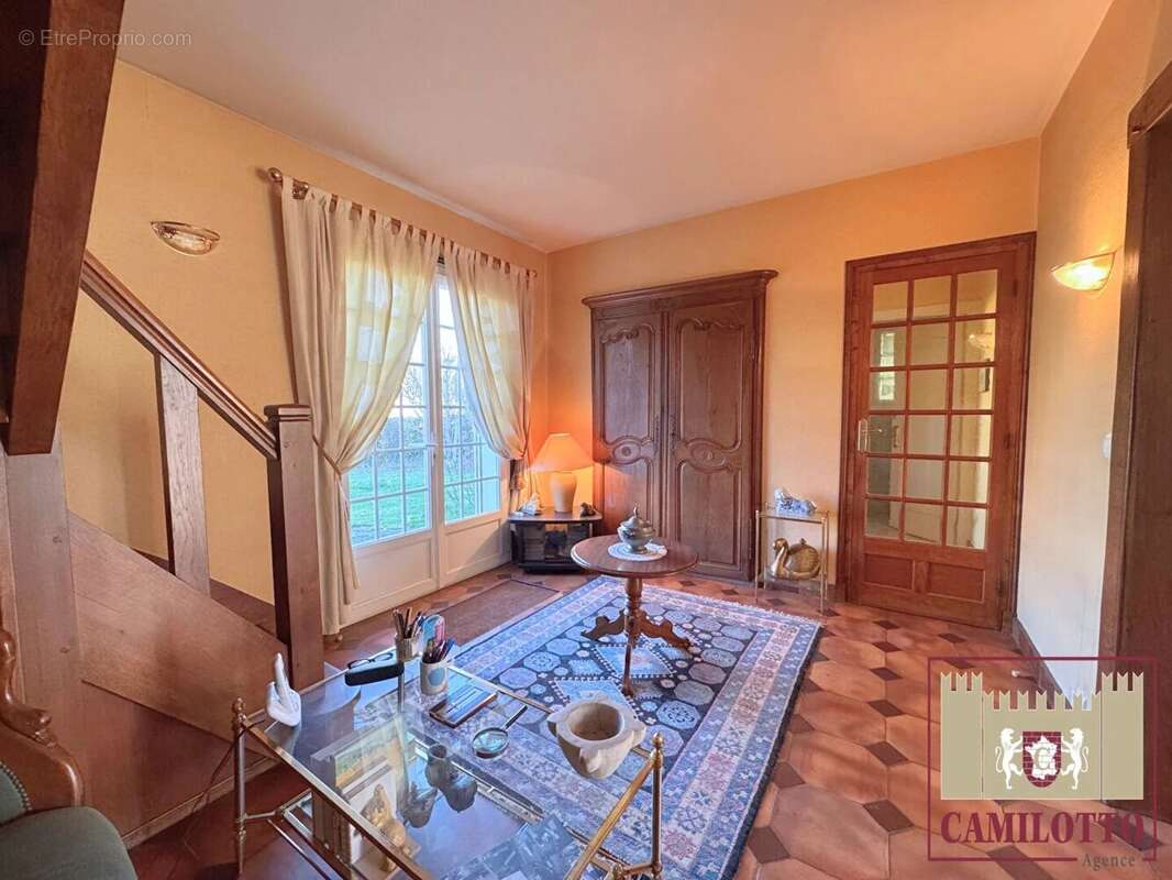 Maison à NOGENT-LE-ROI