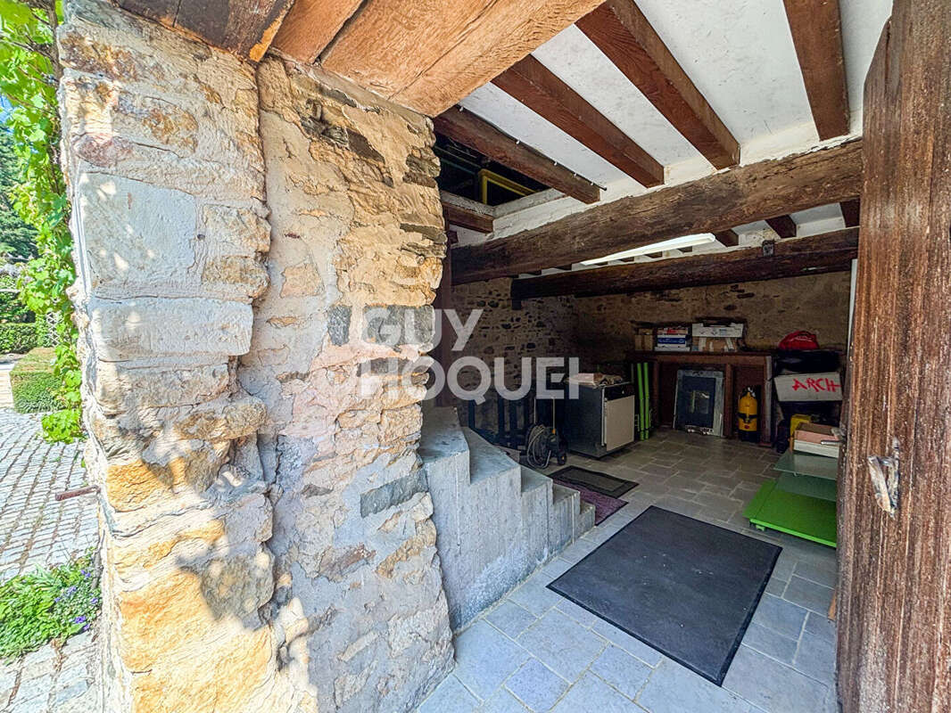 Maison à SAINT-LAURENT-DE-CONDEL