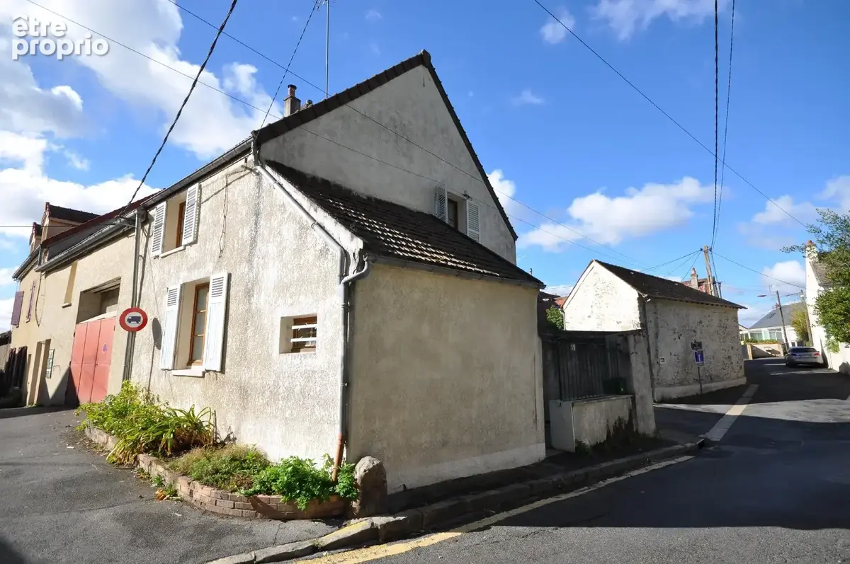 Maison 3 pièces 57 m² à vendre à Bruyeres-Le-Chatel (91680) - photo 1