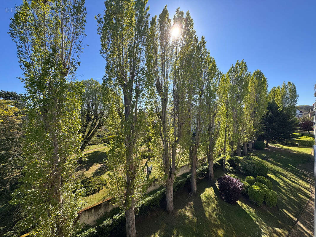 Appartement à MAISONS-LAFFITTE
