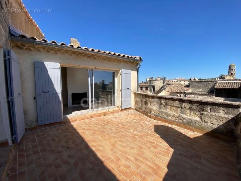 Appartement à UZES