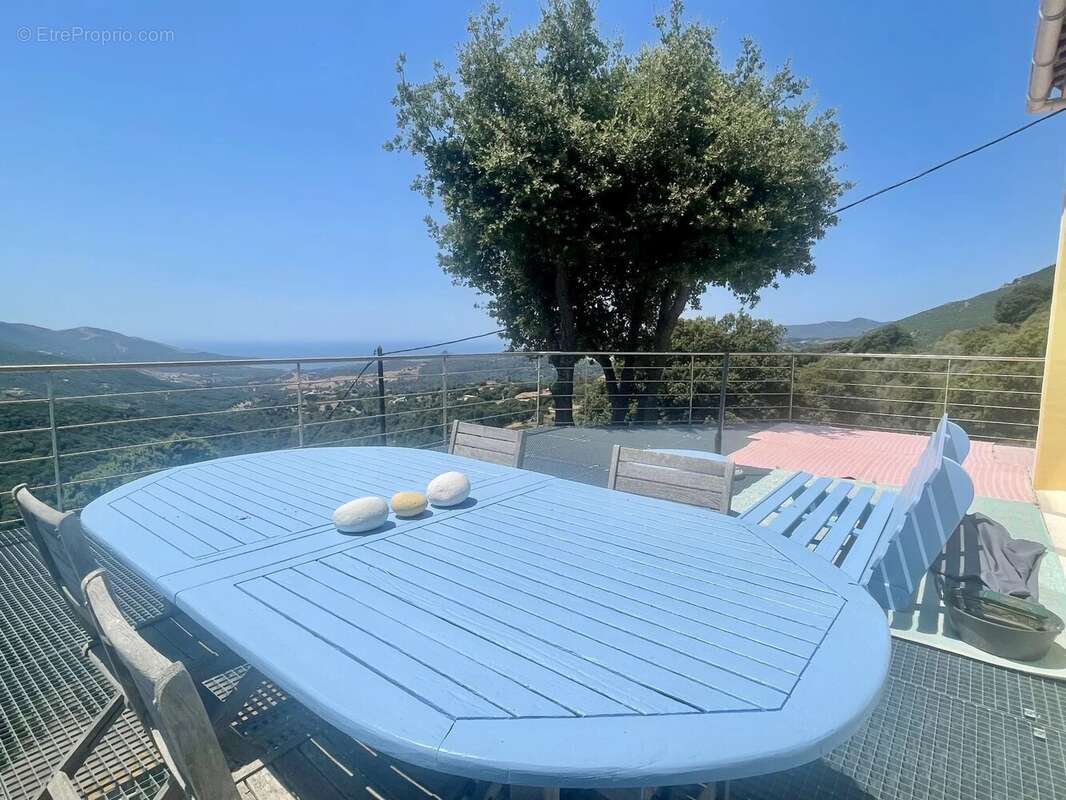 Maison à SARI-D&#039;ORCINO