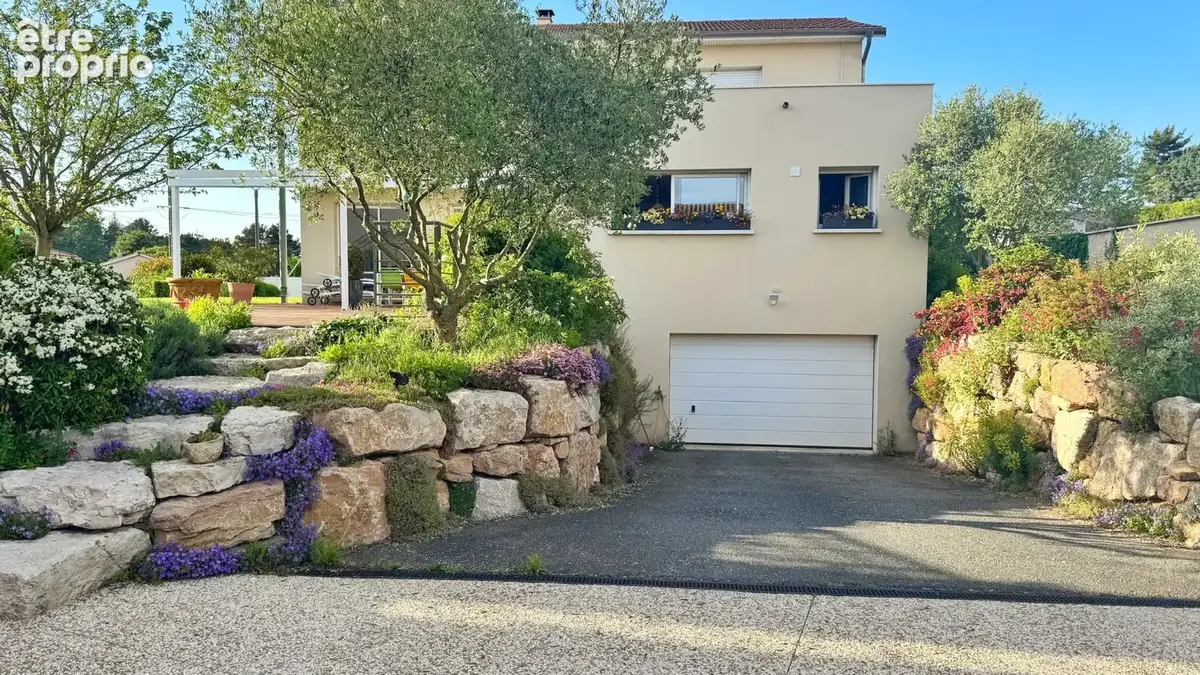Maison haut de gamme 240m2 Saint-Cyr-sur-le-Rhône - photo 5