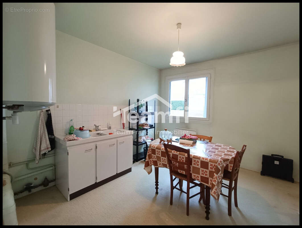 Appartement à COURPIERE