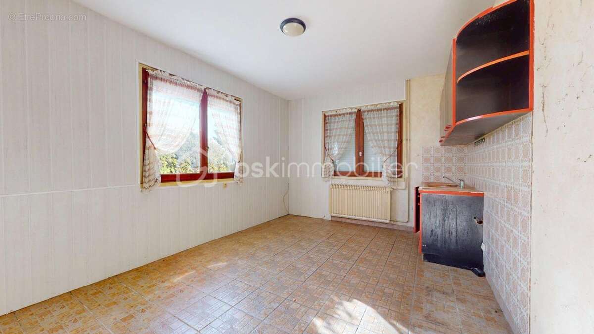 Maison à PONT-L'ABBE-D'ARNOULT