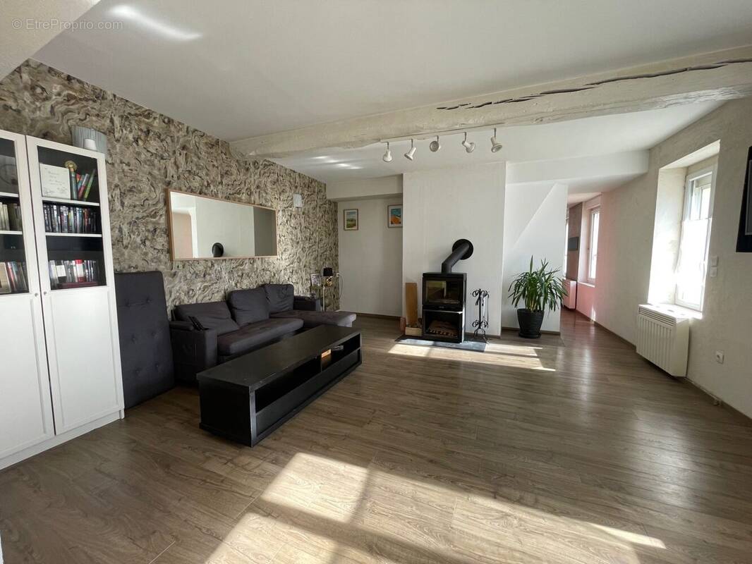 Maison à LESQUIELLES-SAINT-GERMAIN