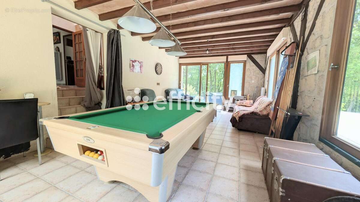 Maison 180 m² à Rochecorbon  - photo 4