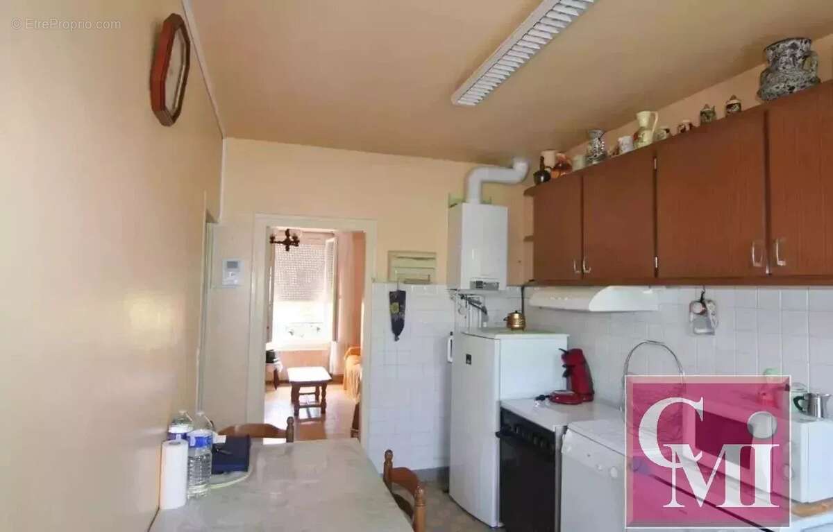 Maison 3 chambres sur 400m2 de terrain (4 appartements type - photo 3