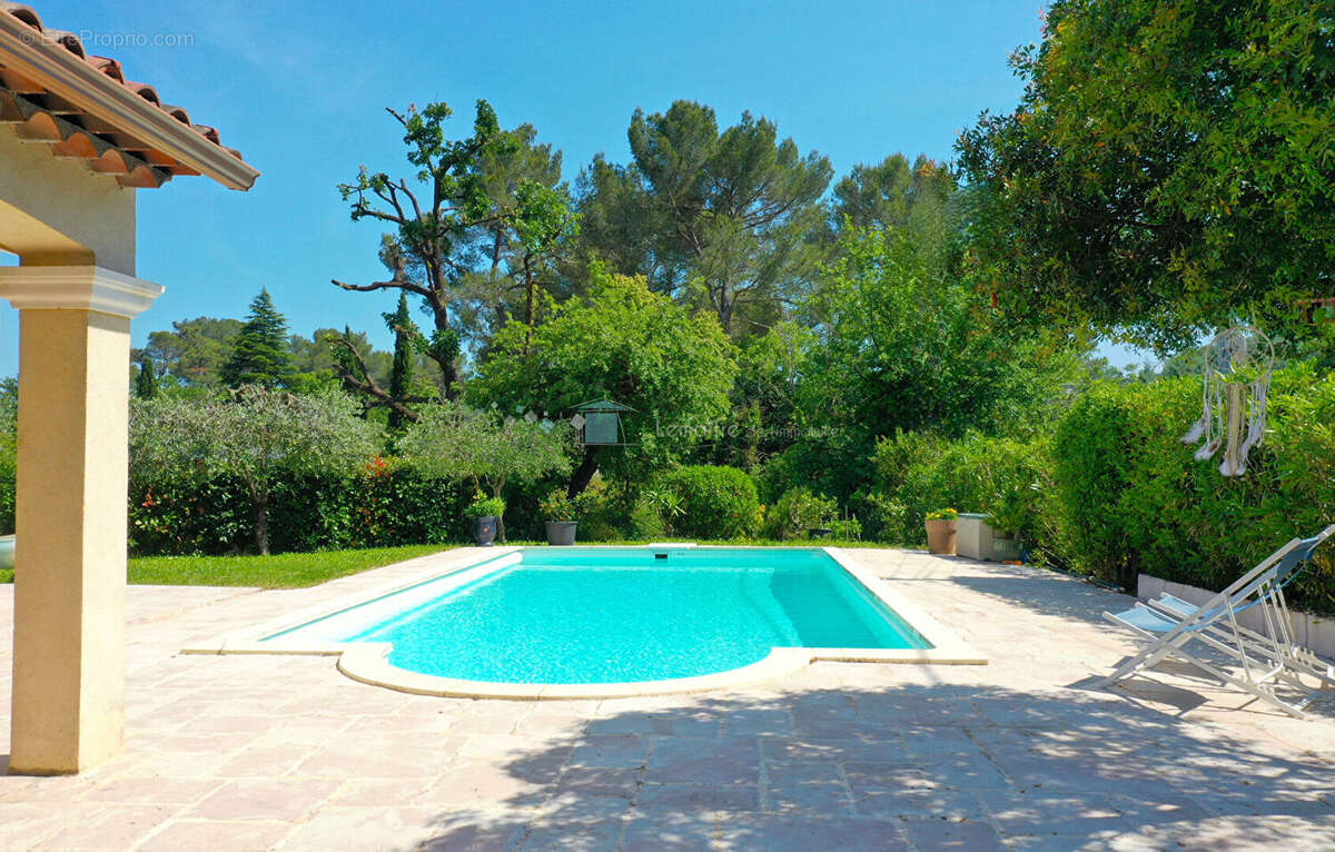 Villa Peymeinade 170 m² avec piscine et jardin 1493 m² - photo 4