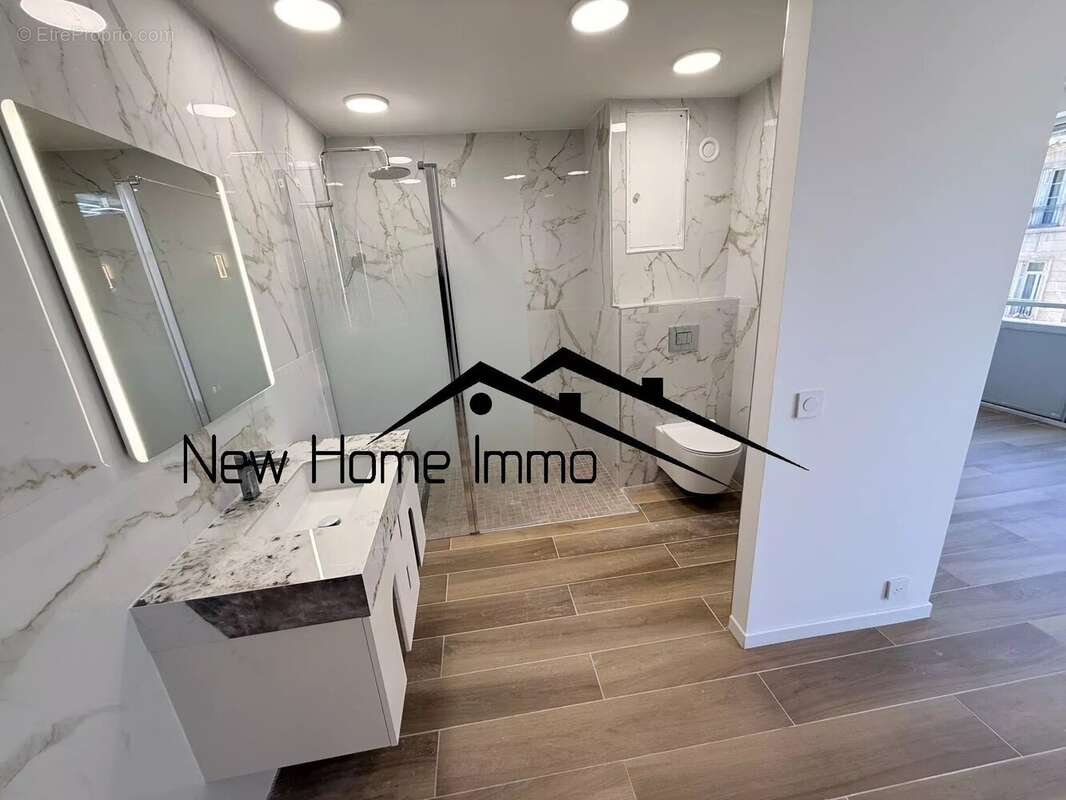 Appartement à MARSEILLE-6E
