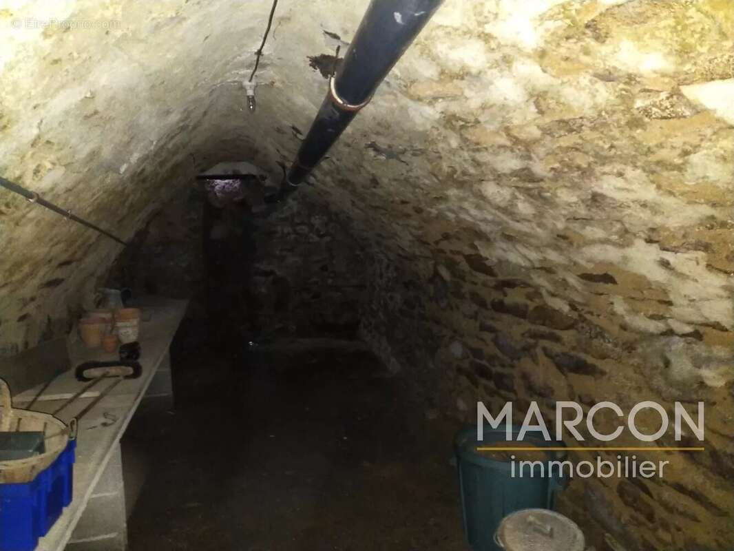 Maison à BENEVENT-L'ABBAYE