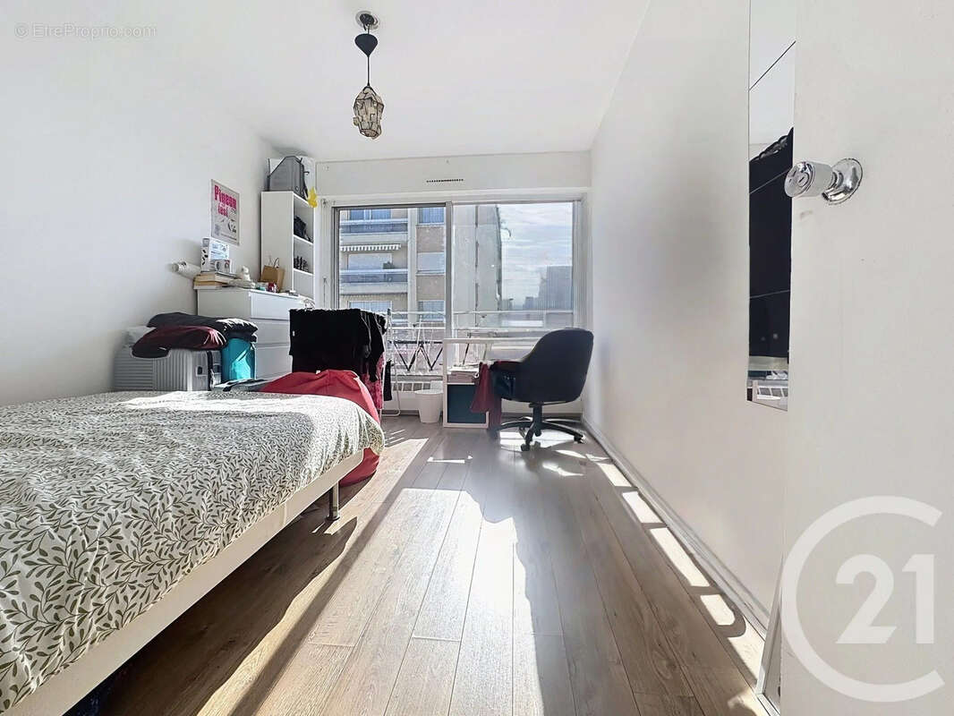 Appartement à PARIS-12E