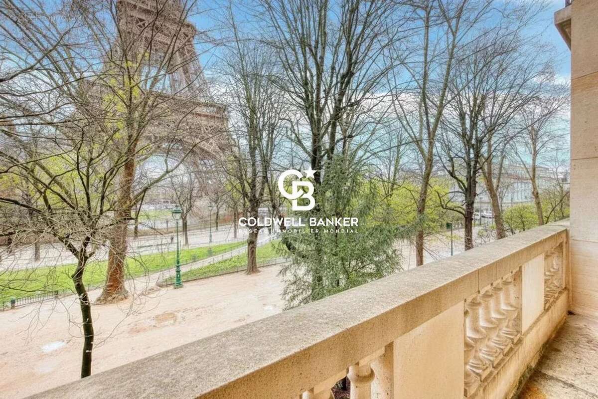 Appartement à PARIS-7E
