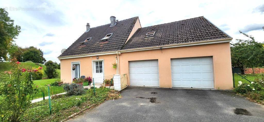 Maison à SAINT-HELLIER