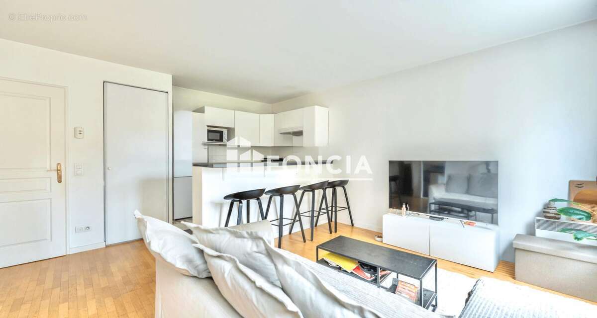 Appartement à GENNEVILLIERS