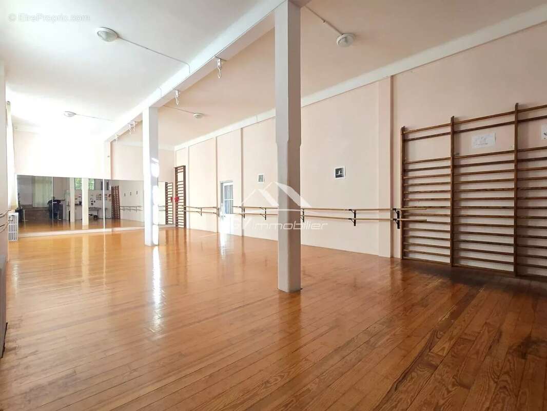 Appartement à SALINDRES