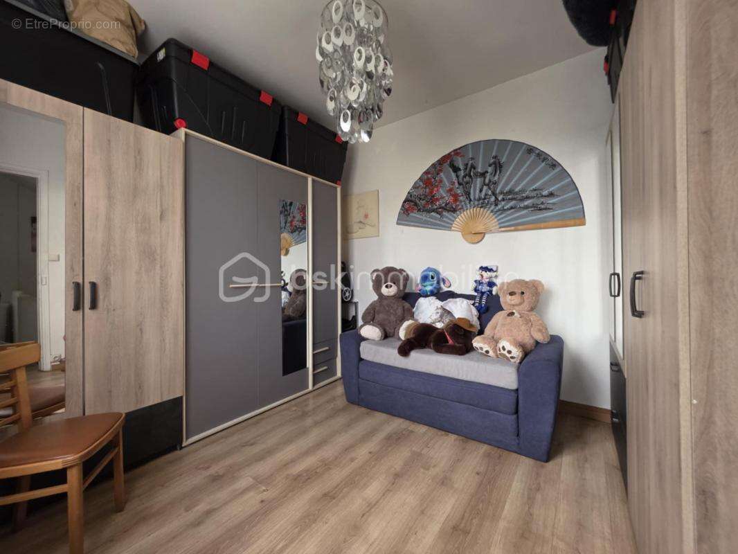 Maison à BAGNEAUX-SUR-LOING