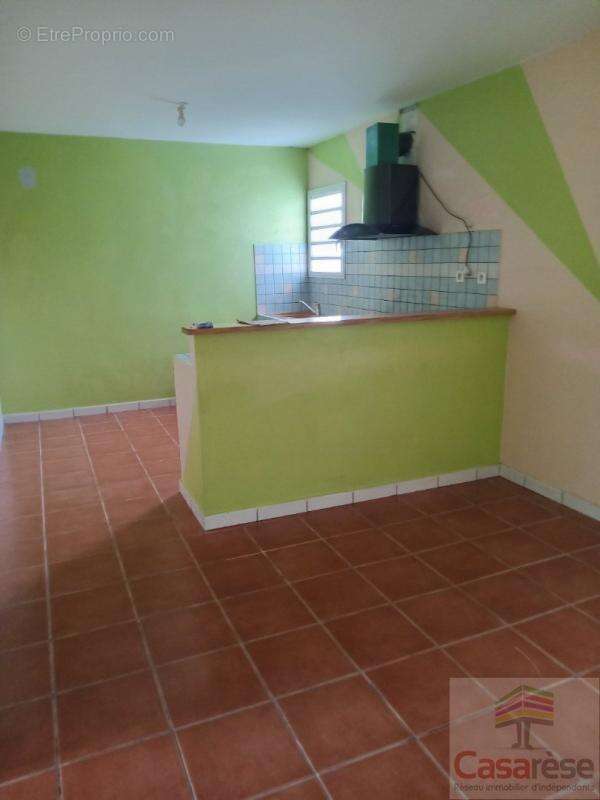 Maison 130 m² à La Plaine-Des-Palmistes  - photo 3