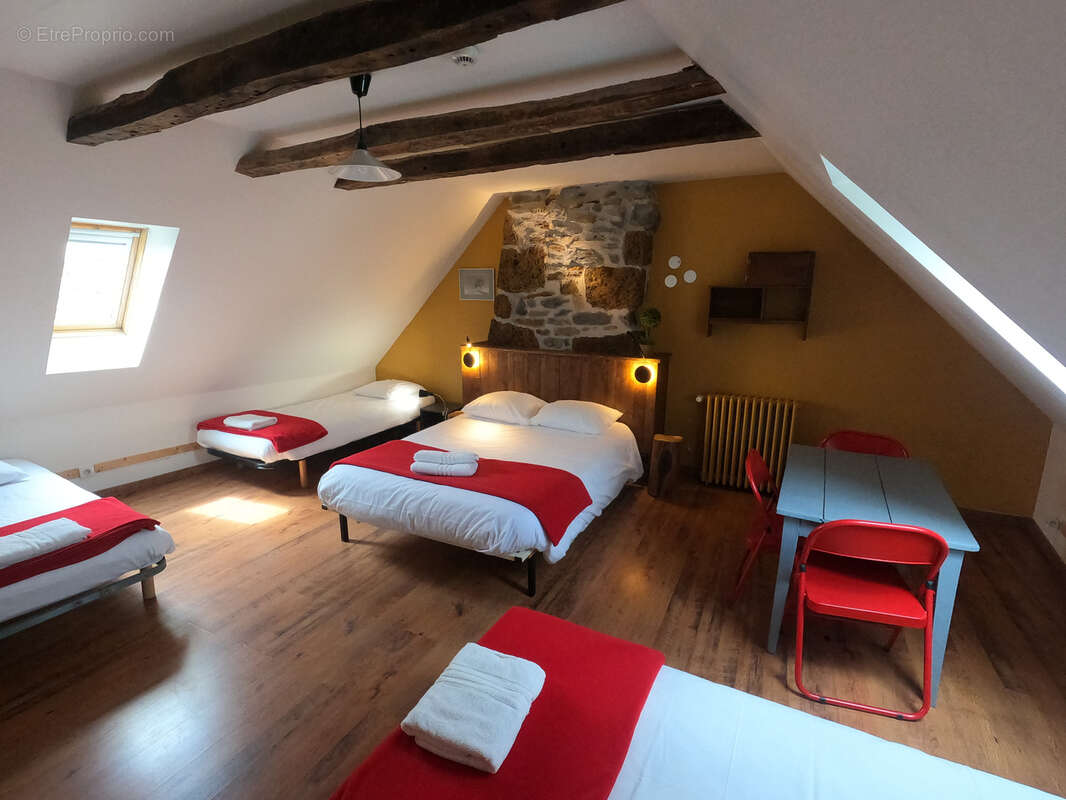 Commerce à LAGUIOLE