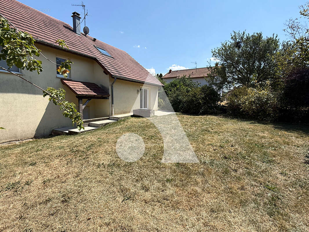 Maison Saint Dizier L Eveque 6 pièce(s) 122.63 m2 - photo 13