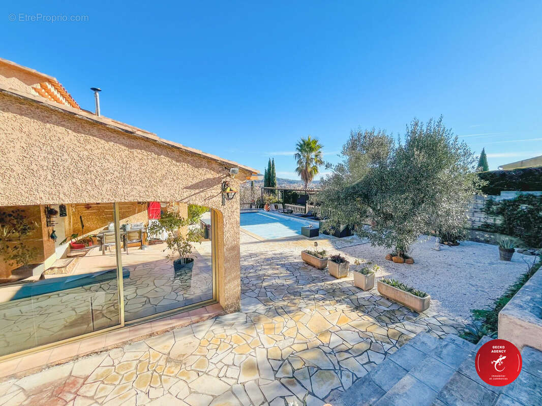 Maison à DRAGUIGNAN