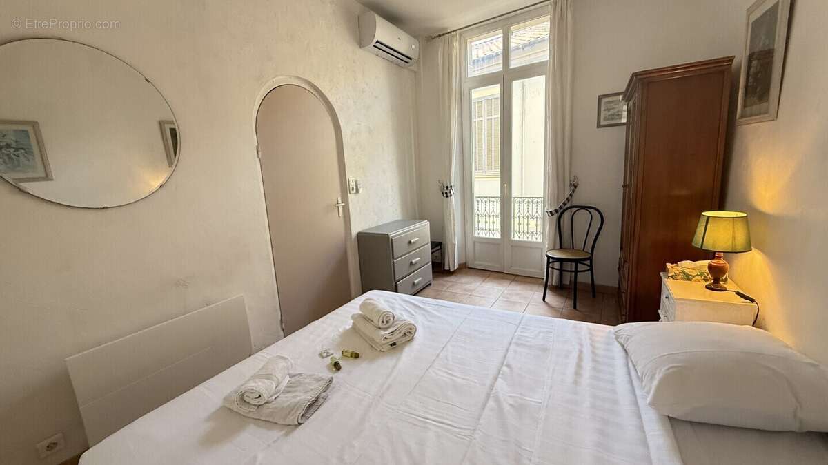 Appartement à VALLAURIS