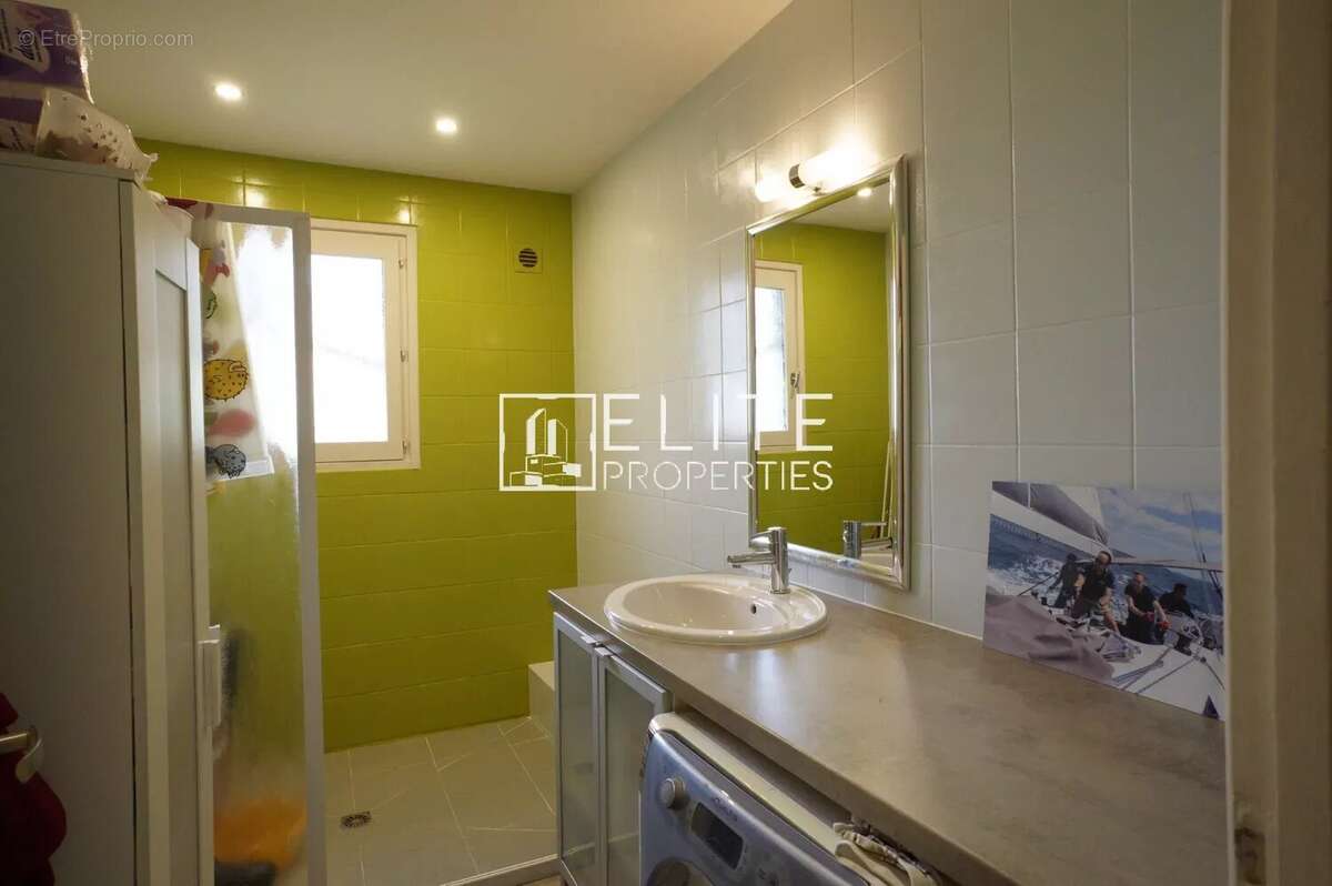 Maison à MOUANS-SARTOUX