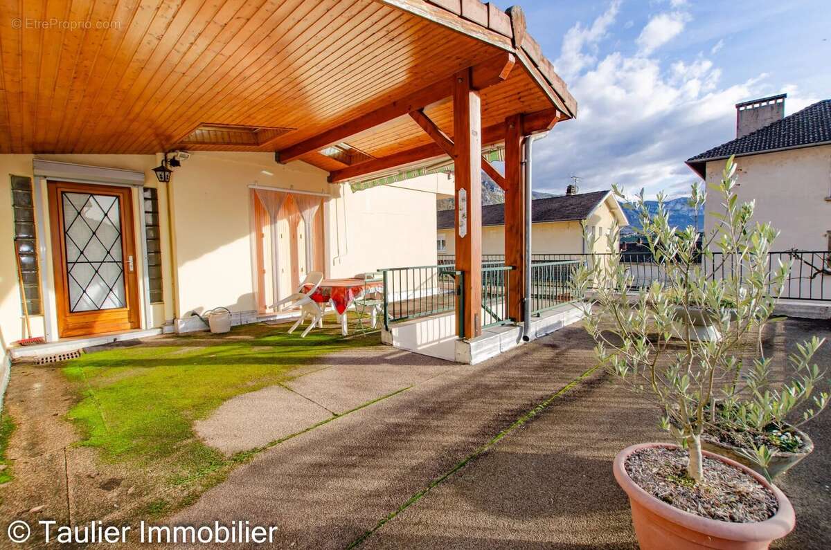 Maison à PONT-EN-ROYANS