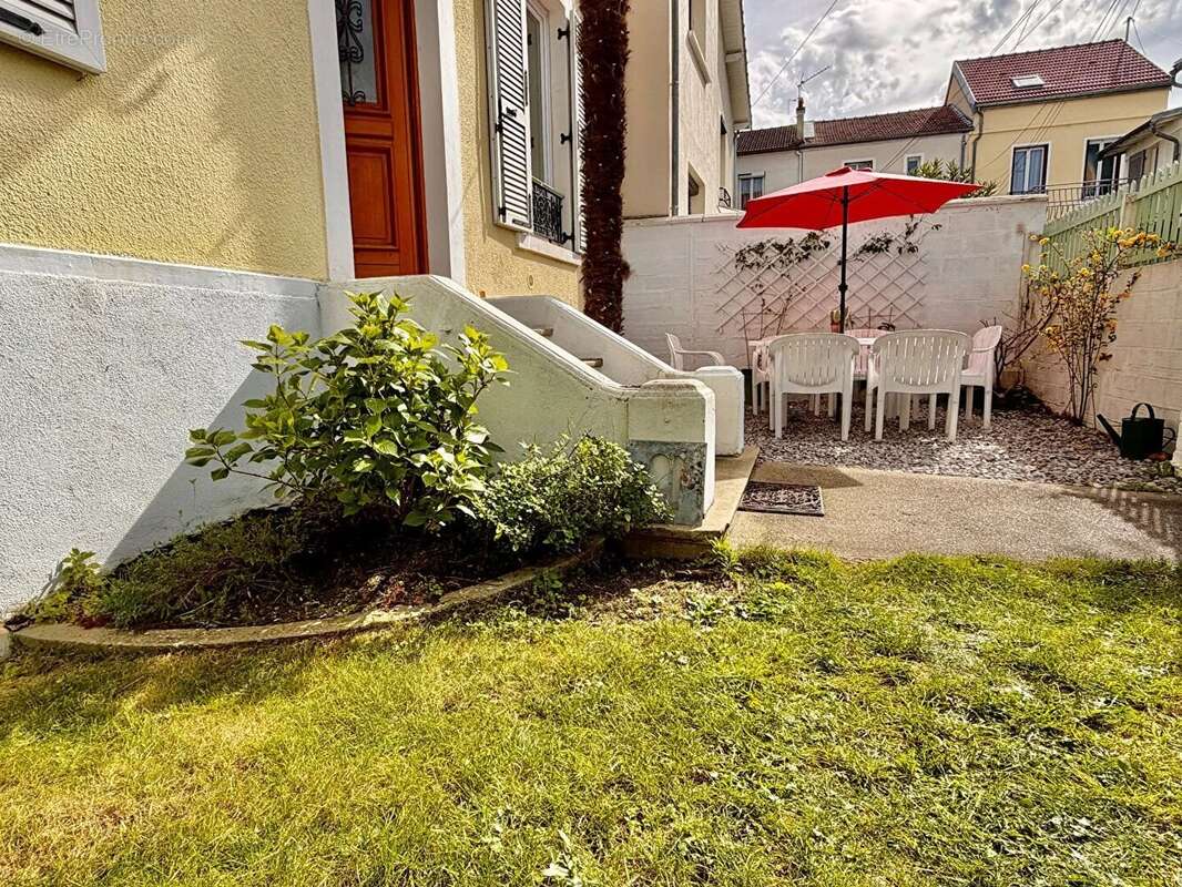 Maison à BOIS-COLOMBES