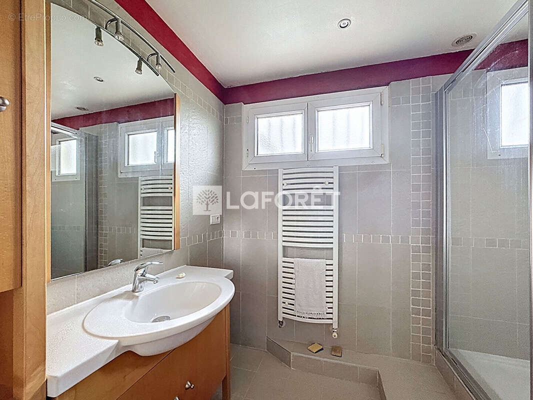 Maison à BONNEUIL-SUR-MARNE