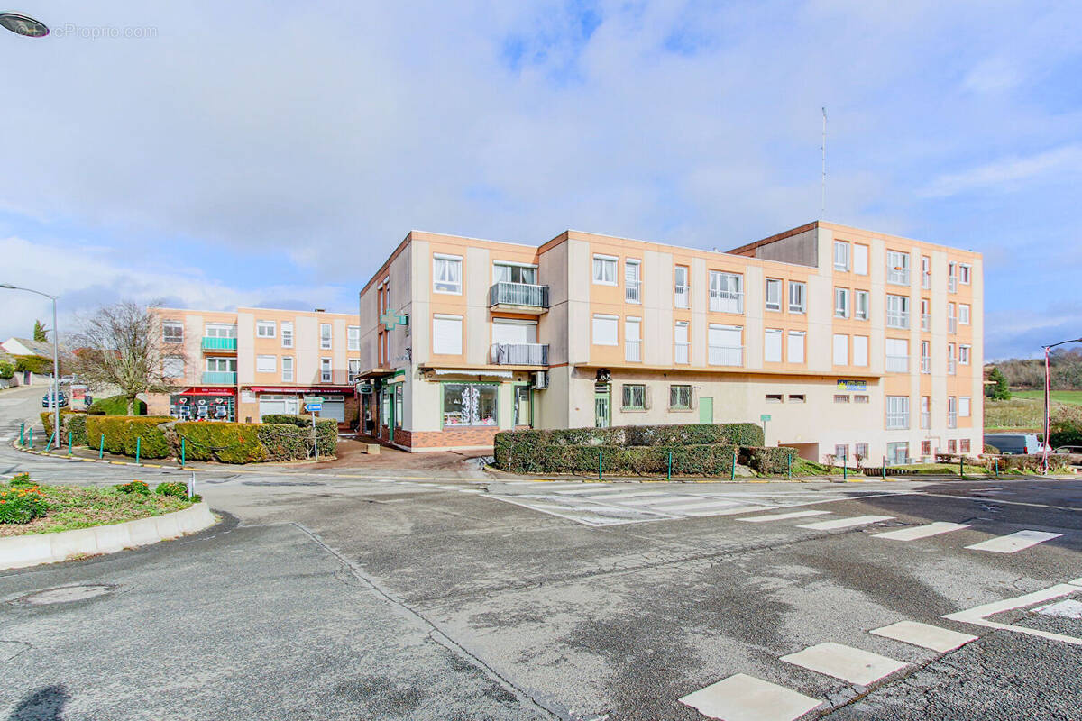 Appartement à BEYNES