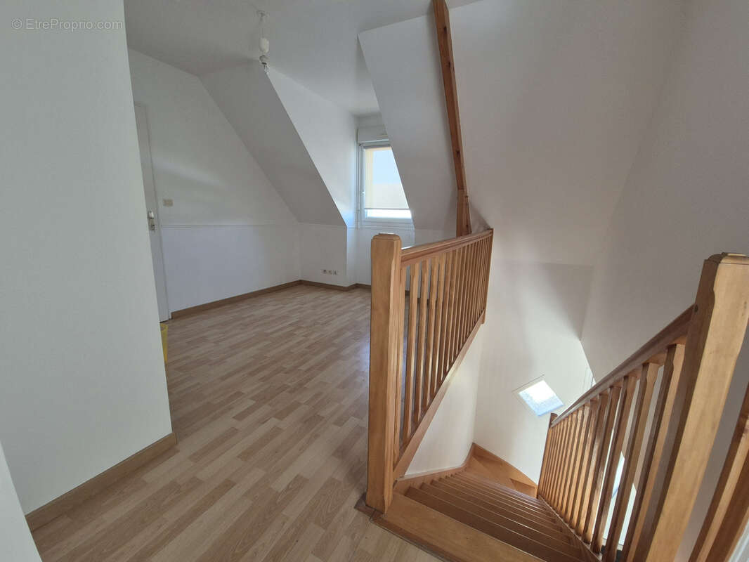 Vente - maison recente en excellent etat - secteur de sable sur sarthe - photo 5