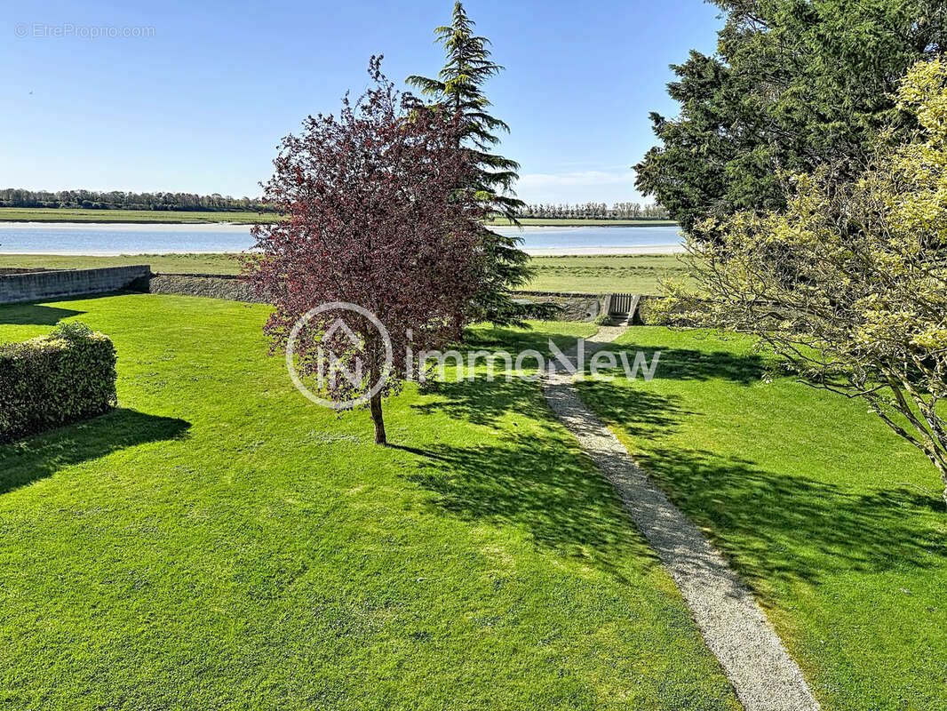 Maison à LE VAL-SAINT-PERE