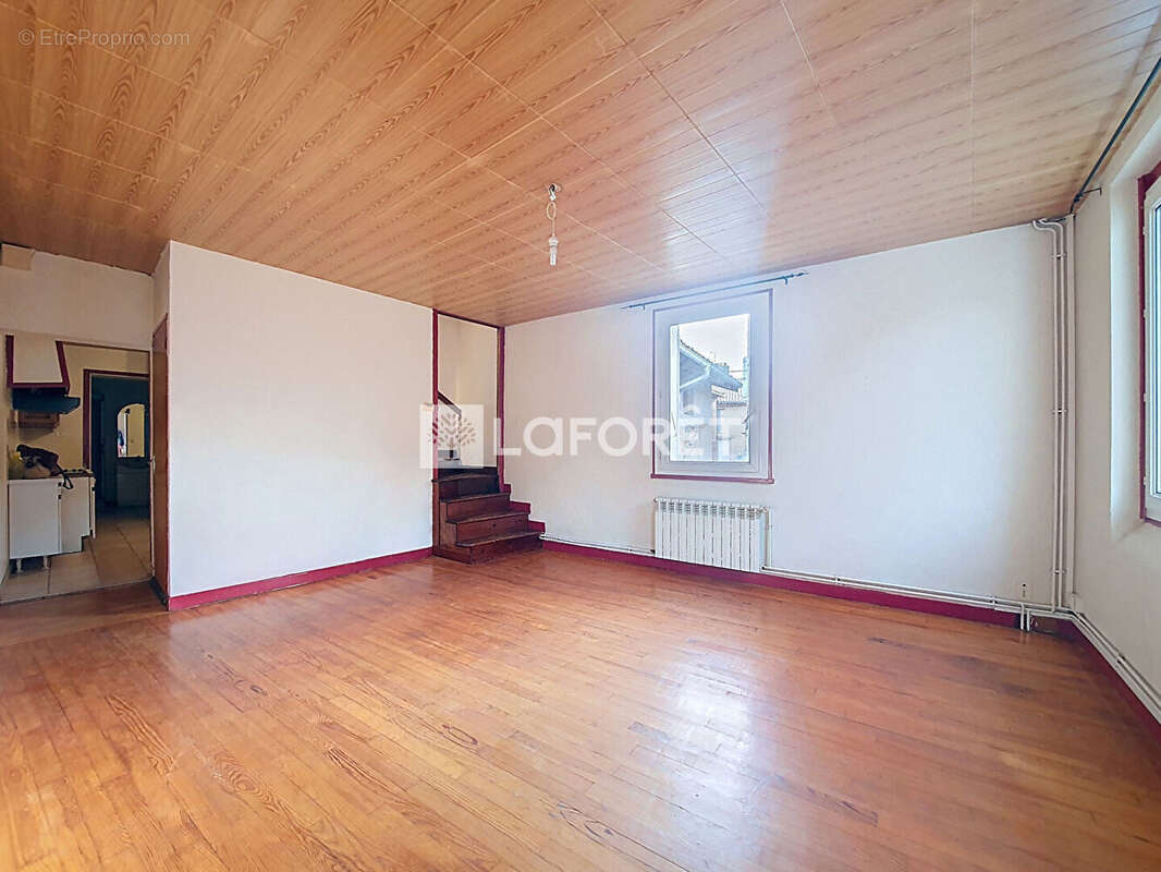 Maison à BUZET-SUR-TARN