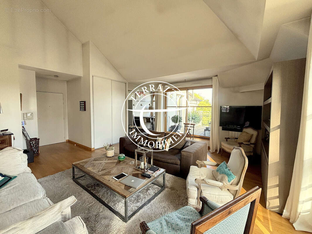 Appartement à BOUGIVAL