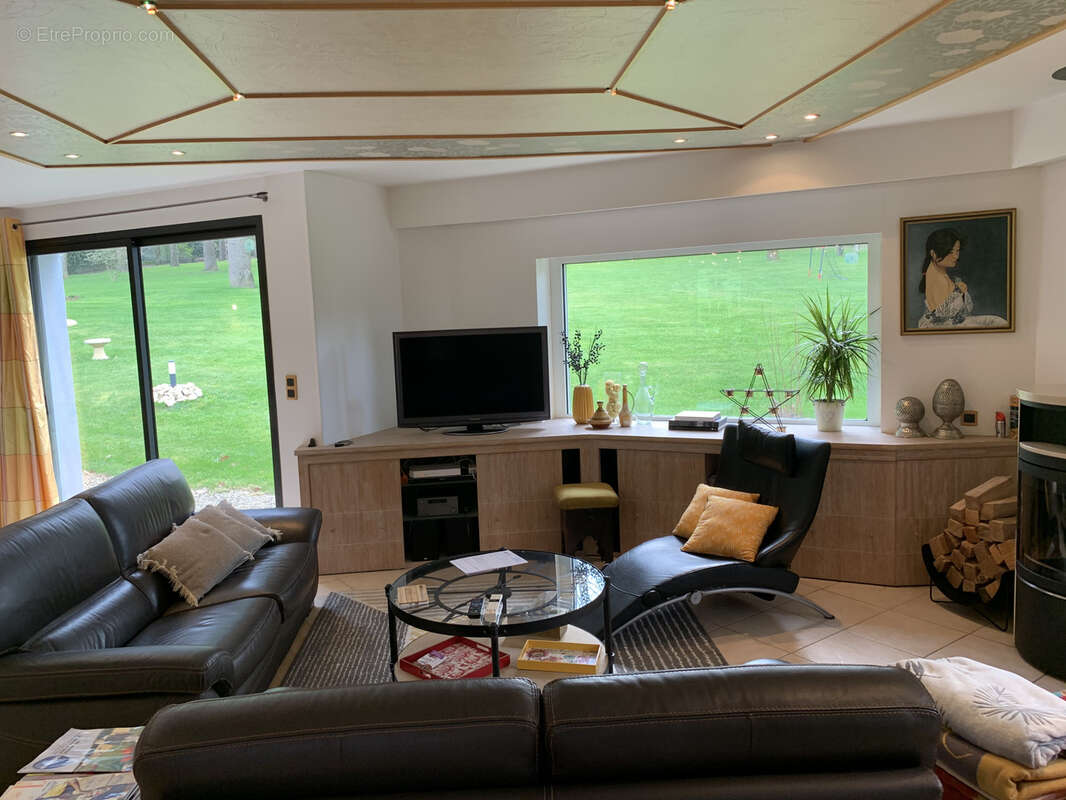 Maison à LES HERBIERS