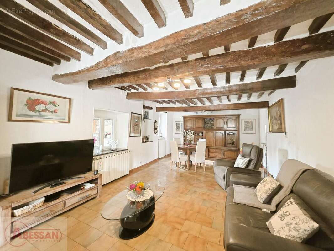 Maison à MIALET