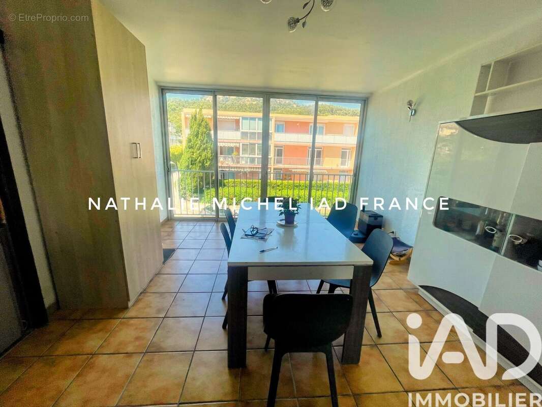 Photo 3 - Appartement à SIX-FOURS-LES-PLAGES