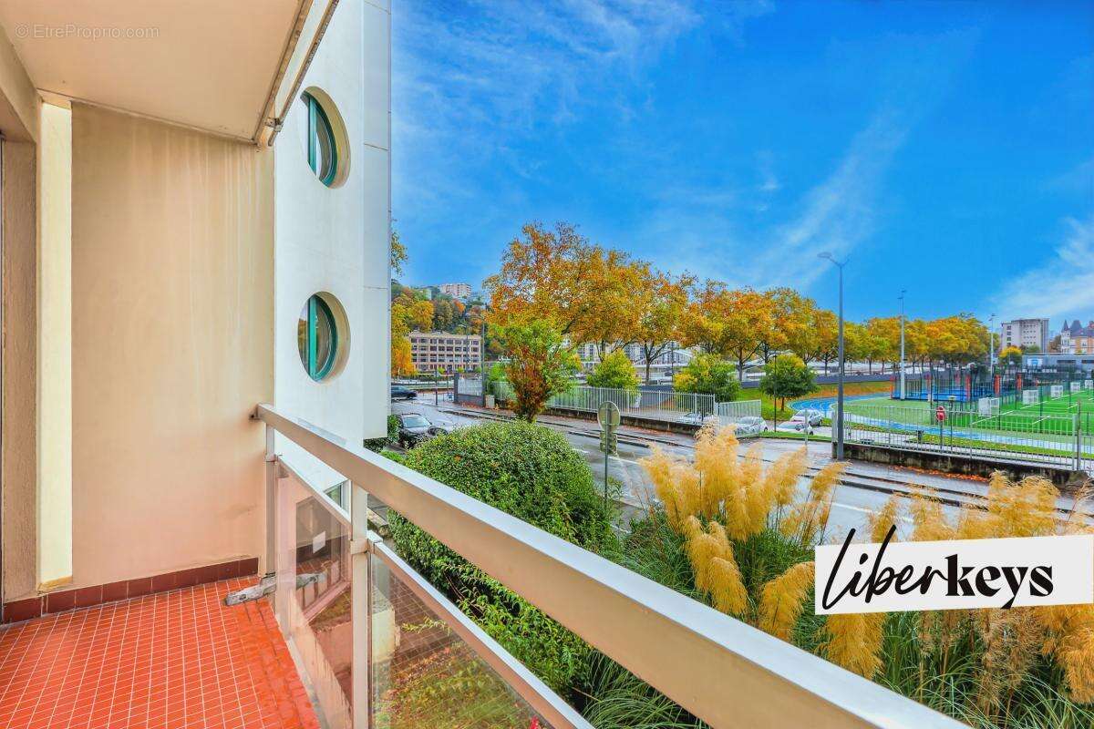 Appartement à LYON-9E