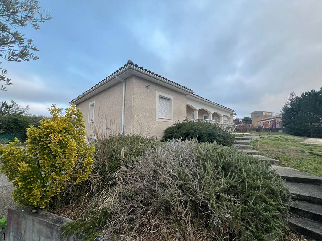Maison à BELVEZE-DU-RAZES