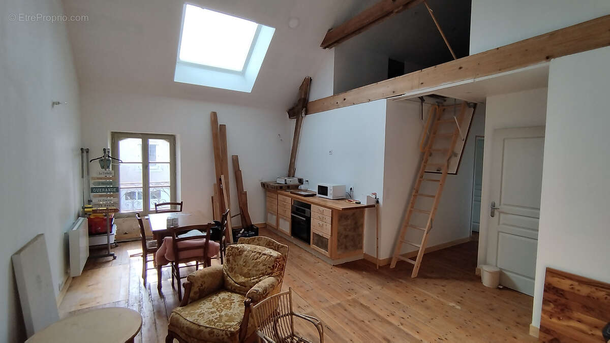 Maison à CEAUX-EN-COUHE