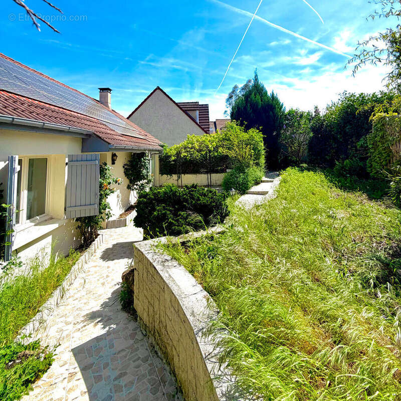 Maison à VILLABE