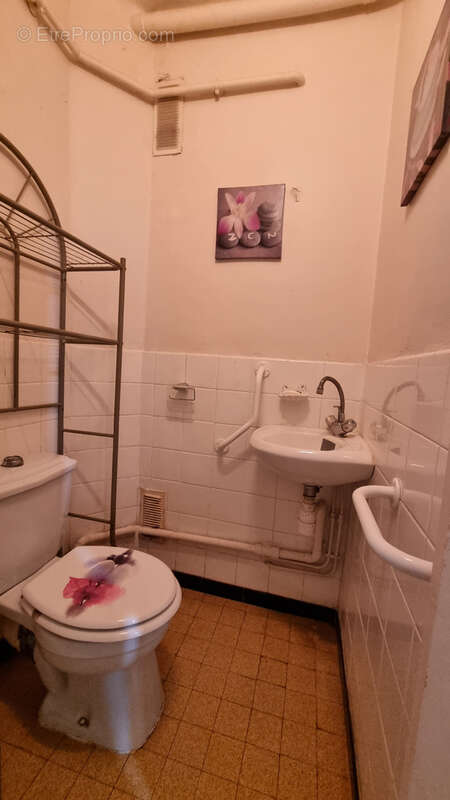 Appartement à LAMALOU-LES-BAINS