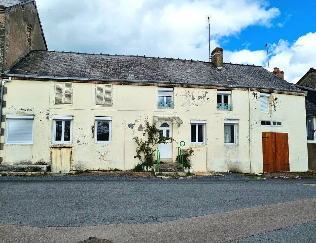 Photo 1 - Maison à TAZILLY