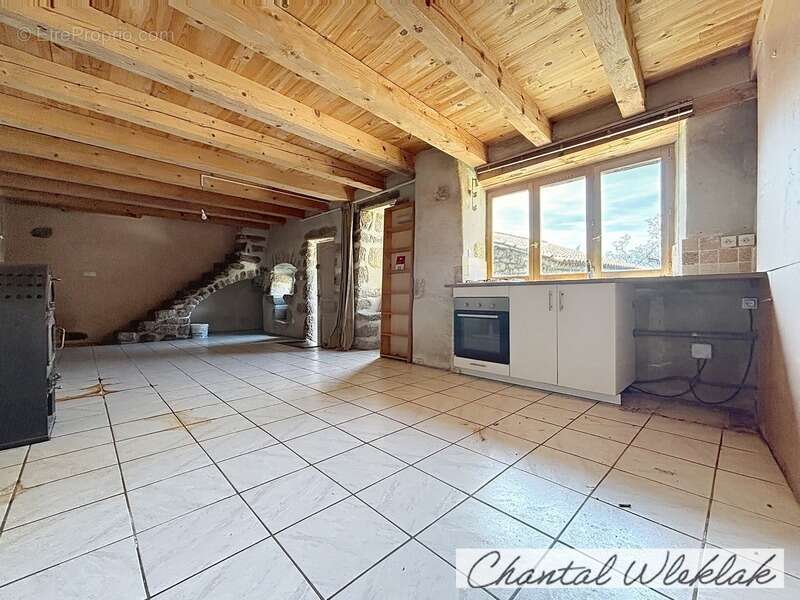 Maison en pierre à vendre (07) d'env 66 m2 hab - Terrain 432 m2 - photo 5