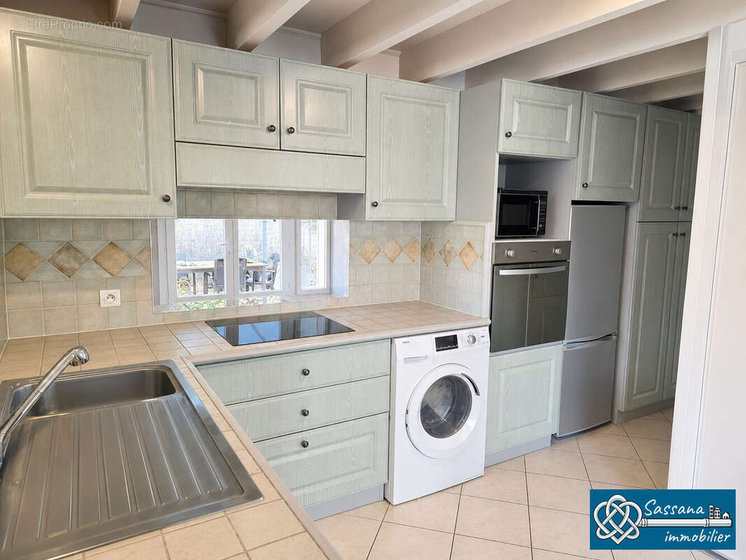 Appartement 41 m² à Six-Fours-Les-Plages  - photo 8