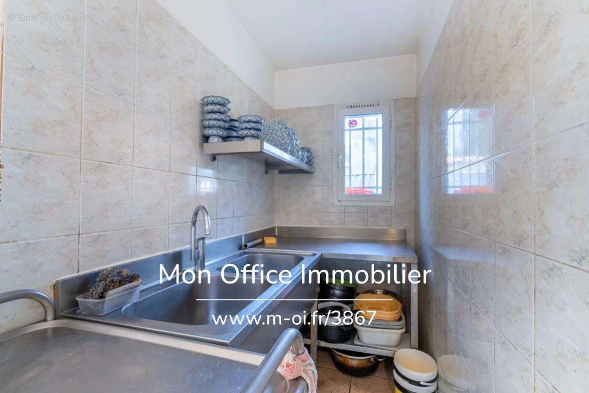 Commerce à MARSEILLE-13E