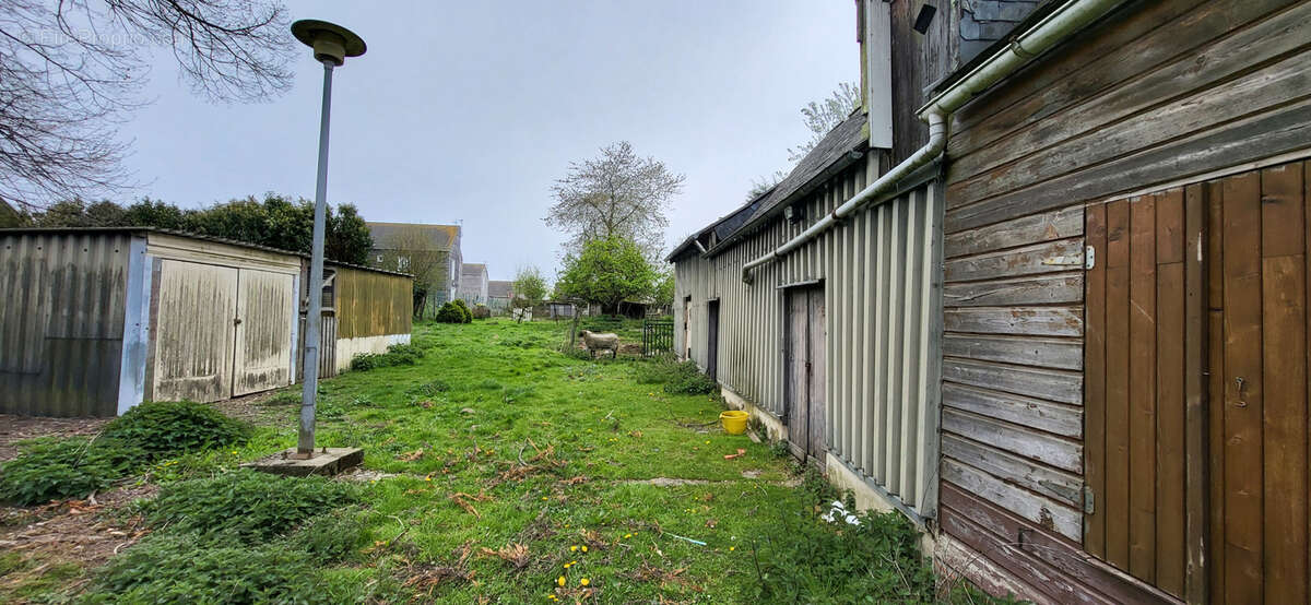 Maison à SAINT-NICOLAS-D'ALIERMONT