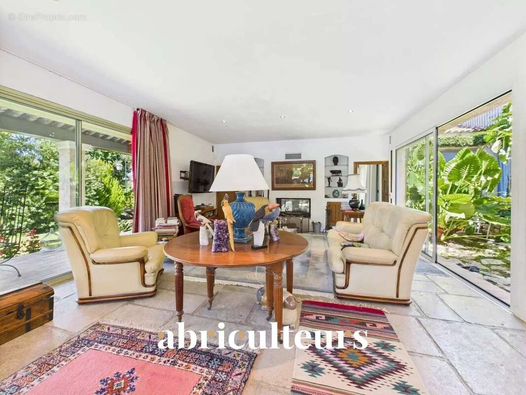 Maison à LA COLLE-SUR-LOUP